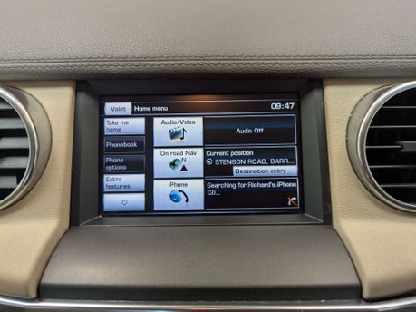 Land Rover Discovery 3.0 Discovery SE Tech SDV6 Auto 4WD 5dr 66