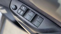 Toyota Yaris Cross 1.5 VVT-h Icon SUV 5dr Petrol Hybrid E-CVT Euro 6 (s/s) (116 ps) 23