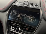Aston Martin DBX V8 75