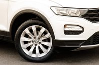 Volkswagen T-Roc SE TSI 11