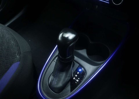 Toyota Aygo X 1.0 Aygo X Edge VVT-i Auto 5dr 34