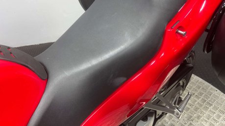 Honda VFR 1998 ONLY 16K FUEL INJECTED NON VTEC FULL LUGGAGE 800CC 9