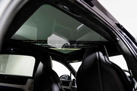 Porsche Cayenne GTS. WARRANTY. HUD. PANORAMIC ROOF. COMFORT ACCESS. BOSE. S/CHRONO. 50