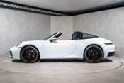 Porsche 911 TARGA 4 PDK. WARRANTY. ADAPTIVE CRUISE CONTROL. HEATED SEATS. HEATED WHEEL. 8