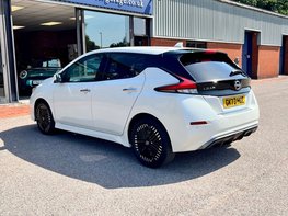 Nissan LEAF Leaf Tekna Electric 110kw, 39kwh (Automatic) 9