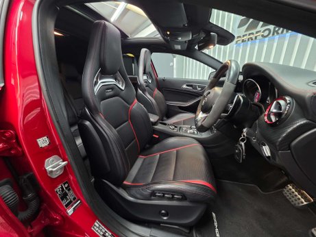 Mercedes-Benz A Class 2.0 A45 AMG (Premium) Hatchback 5dr Petrol SpdS DCT 4MATIC Euro 6 (s/s) (38 3