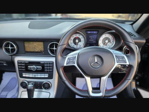 Mercedes-Benz SLK SLK200 BLUEEFFICIENCY AMG SPORT 22