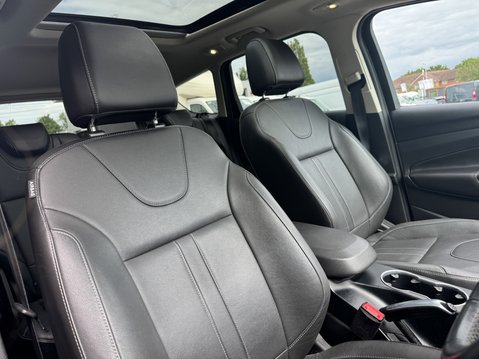 Ford Kuga 2.0 TDCi Titanium X SUV 5dr Diesel Powershift AWD Euro 5 (163 ps) 11