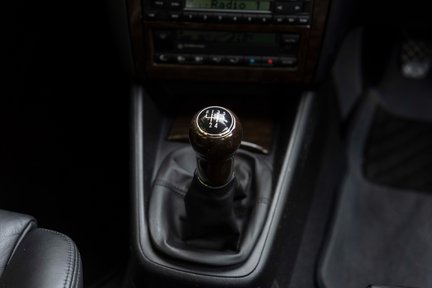 Volkswagen Golf GTI 24