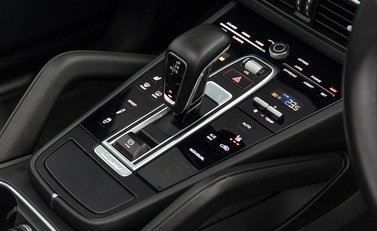 Porsche Cayenne S 22
