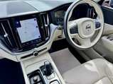 Volvo XC60 2.0 B4 MHEV Momentum Auto AWD Euro 6 (s/s) 5dr 13