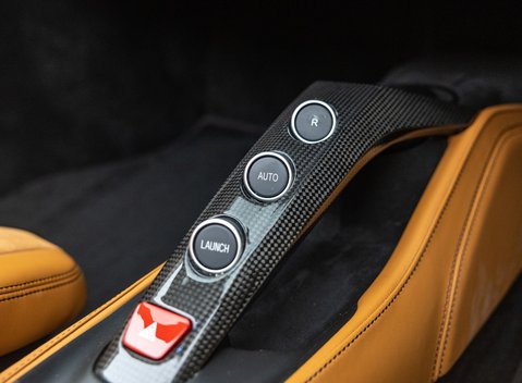 Ferrari 488 SPIDER 34