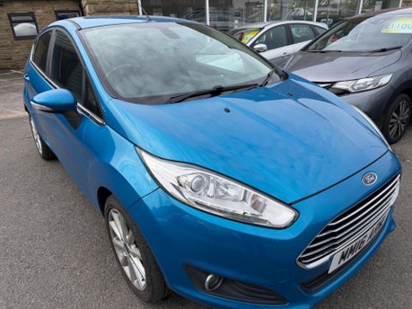 Ford Fiesta TITANIUM 7