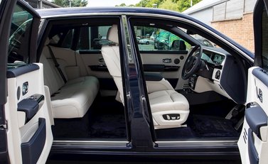 Rolls-Royce Phantom 29