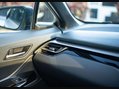 Toyota C-HR 1.8 C-HR-Dynamic HEV CVT 5dr 15