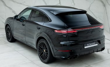Porsche Cayenne GTS Coupe 9
