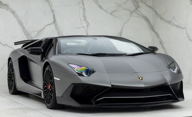 Lamborghini Aventador SV LP 750-4 Roadster 1