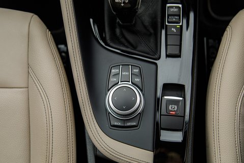 BMW X1 SDRIVE20I XLINE 26