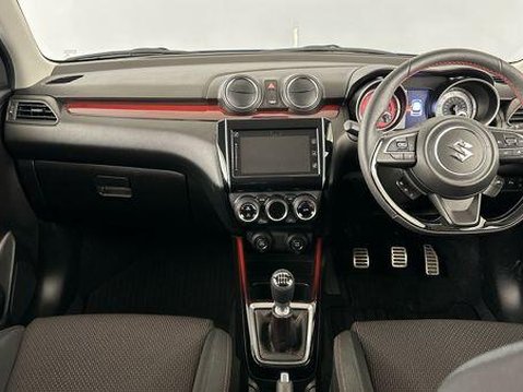 Suzuki Swift SPORT BOOSTERJET MHEV 3