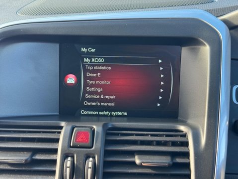 Volvo XC60 2.0 D4 R-Design Nav Geartronic Euro 6 (s/s) 5dr 75