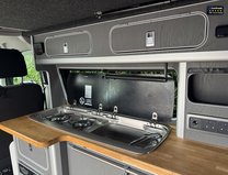 Volkswagen Transporter Highline|Camper|4 Berth|4 Belt|Pop Top|Kitchen|Euro 6 10