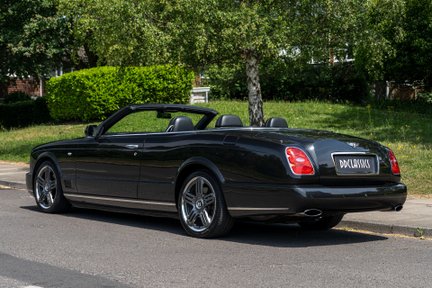 Bentley Azure T 4