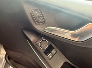 Ford Fiesta 1.1 Ti-VCT Zetec Euro 6 (s/s) 5dr 18