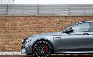 Mercedes-Benz E Class E63 S Estate 27