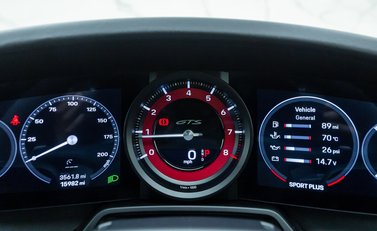 Porsche 911 Carrera 4 GTS (992) 20