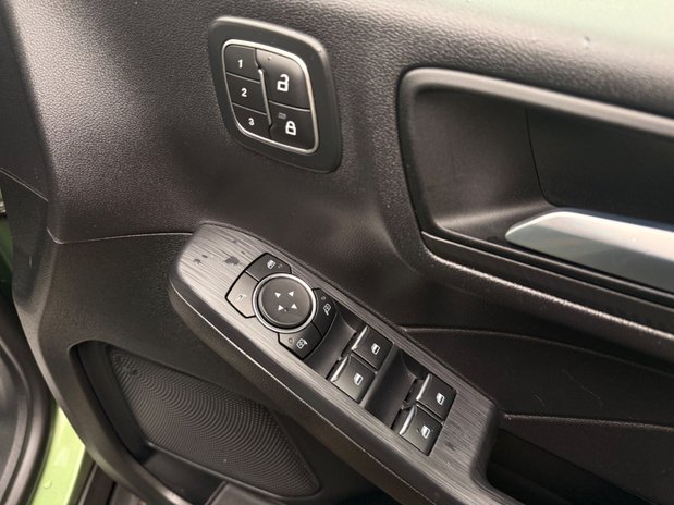 Ford Kuga ST-LINE X 20