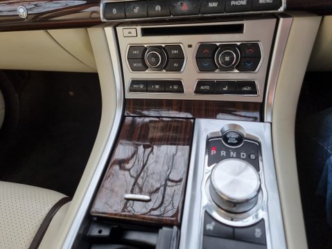 Jaguar XF D PORTFOLIO 45