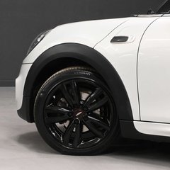 Mini Hatch 1.5 Cooper Sport Auto 5dr 1