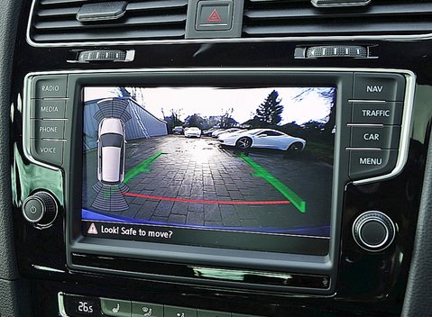 Volkswagen Golf R 17