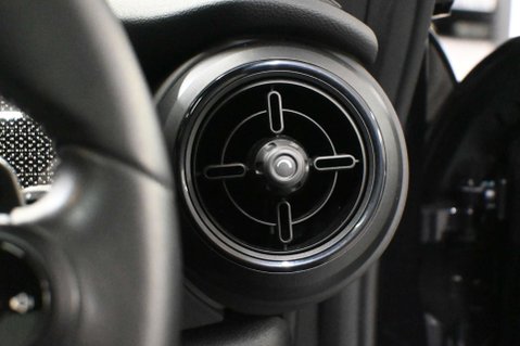 Mini Hatch 2.0 Cooper S Exclusive Auto 3dr 40