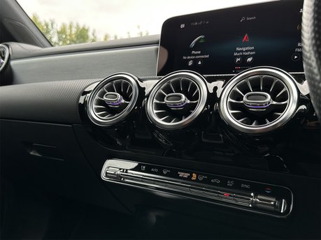 Mercedes-Benz CLA Class CLA 220 AMG LINE PREMIUM PLUS 49