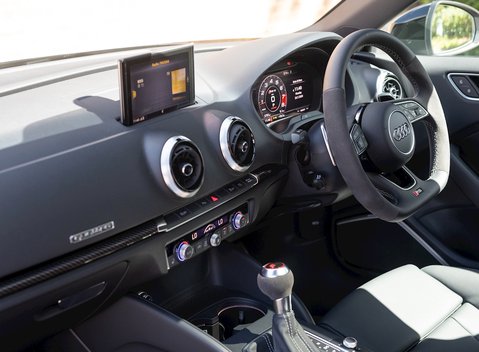 Audi RS3 Sportback Sport Edition 17