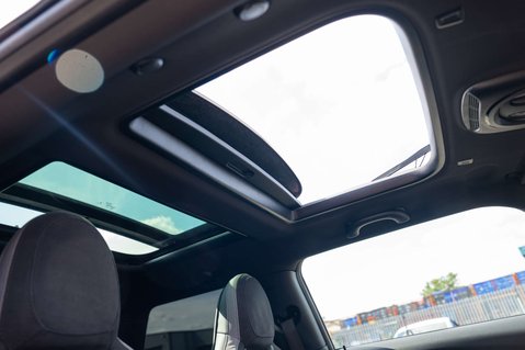 Mini Hatch 2.0 John Cooper Works Auto 3dr 15