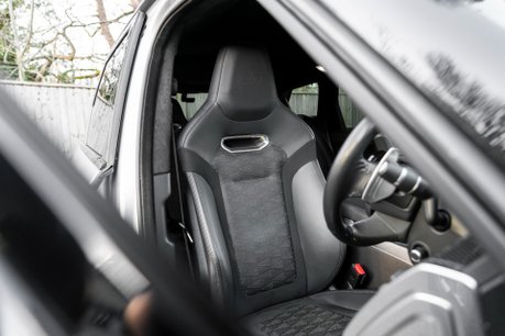 Land Rover Range Rover Sport SVR CARBON EDITION. DEPLOYABLE SIDE STEPS. MATRIX LEDs. CARBON FIBRE ENGINE BAY 15