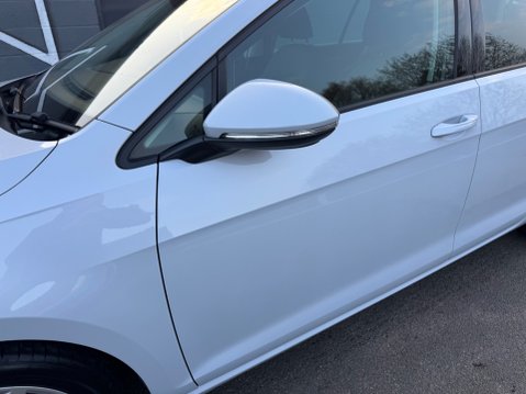 Volkswagen Golf GT TDI BLUEMOTION TECHNOLOGY 41