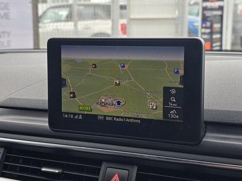 Audi A4 AVANT TDI S LINE 23