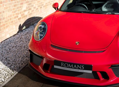 Porsche 911 GT3 Touring 24