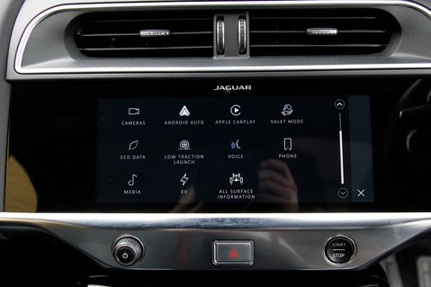 Jaguar I-Pace BLACK 26