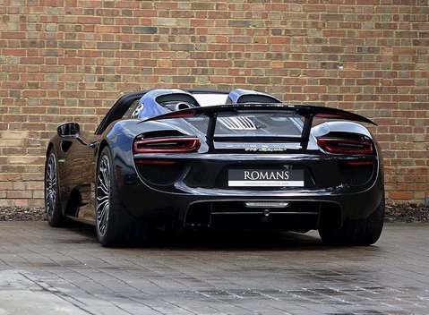 Porsche 918 Spyder 14