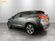 Nissan Qashqai 1.3 DIG-T MHEV N-Connecta SUV 5dr Petrol Hybrid XTRON Euro 6 (s/s) (158 ps) 5