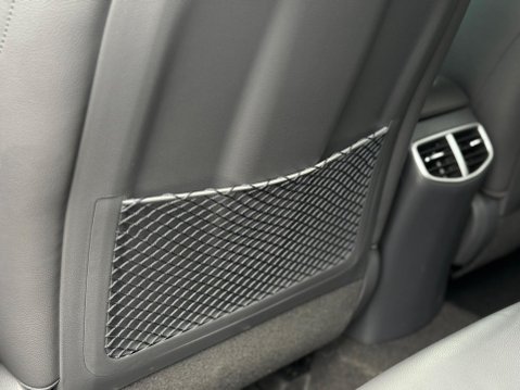 Hyundai IONIQ 38.3kWh Premium SE Auto 5dr 66