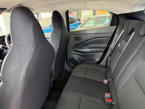 Nissan Juke 1.0 DIG-T Acenta Premium Euro 6 (s/s) 5dr 13