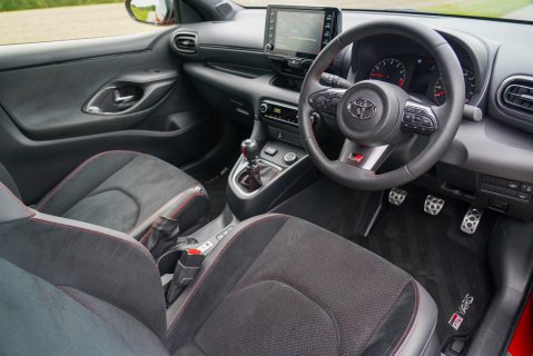 Toyota Yaris GR-Y CIRCUIT 9