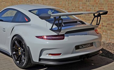 Porsche 911 (991) GT3 RS 8
