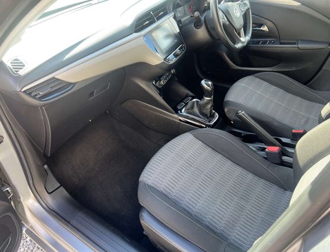 Vauxhall Corsa 1.2 Corsa SE 5dr 33