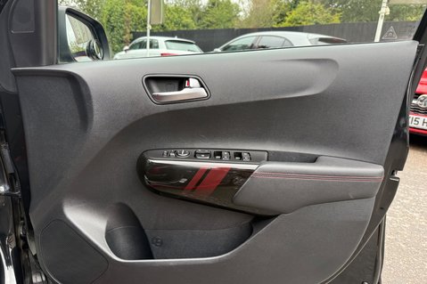 Kia Picanto GT-LINE S - FULL SERVICE HISTORY - SUNROOF -APPLE CAR PLAY - CAMERA 38